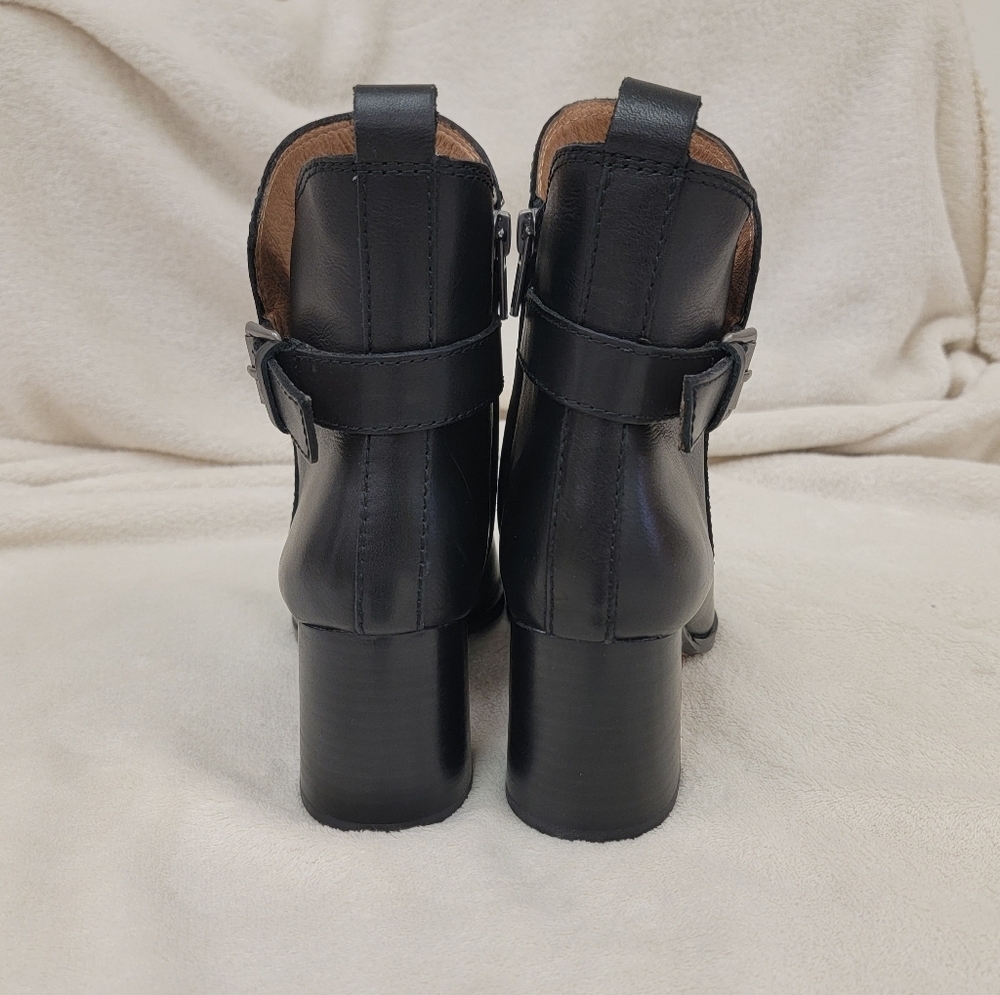 Madewell Leather Alaina Buckle Bootie NWOT - Picture 4 of 11